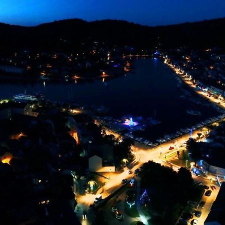 Apartment Lucija Vela Luka Esterno foto