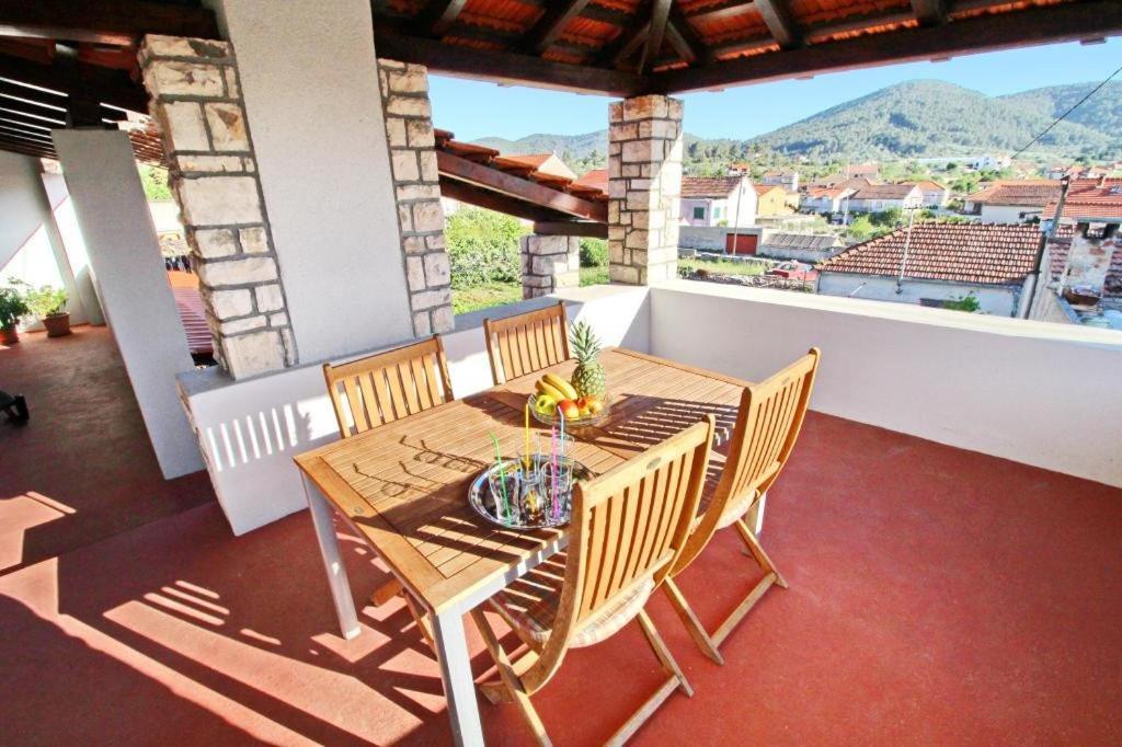 Apartment Lucija Vela Luka Esterno foto